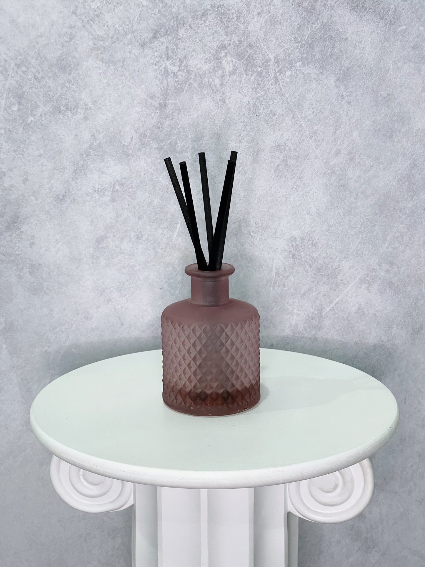 Reed Diffuser 200ml in Pink Colour