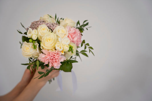 How Do Florists Prolong The Life Of Flowers?