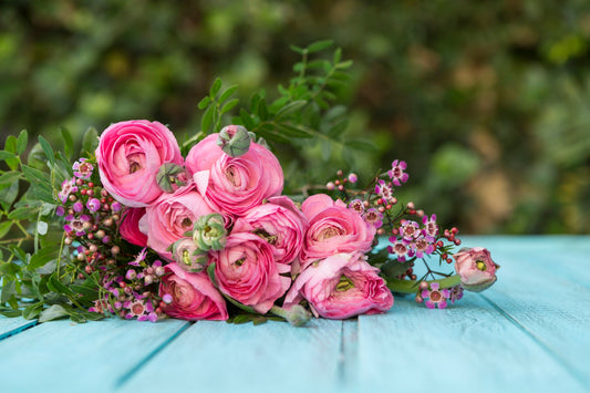 What Questions Should You Ask a Florist During a Consultation?