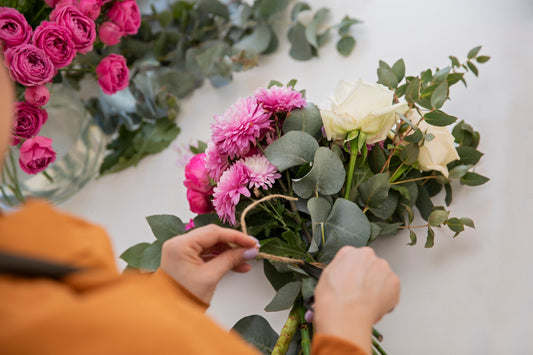 What Are the Budget-Friendly Options for Wedding Flower Decor?